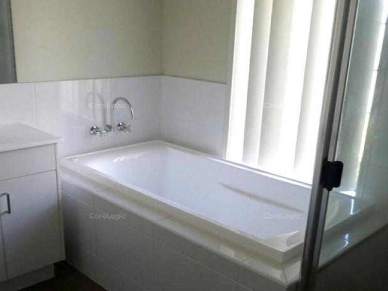 9 Kurrimine Crescent, Mountain Creek QLD 4557