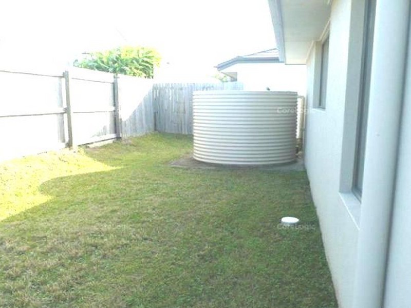 9 Kurrimine Crescent, Mountain Creek QLD 4557