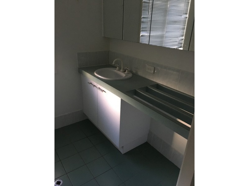 Unit 2/8 Ulmarra Court, Mountain Creek QLD 4557
