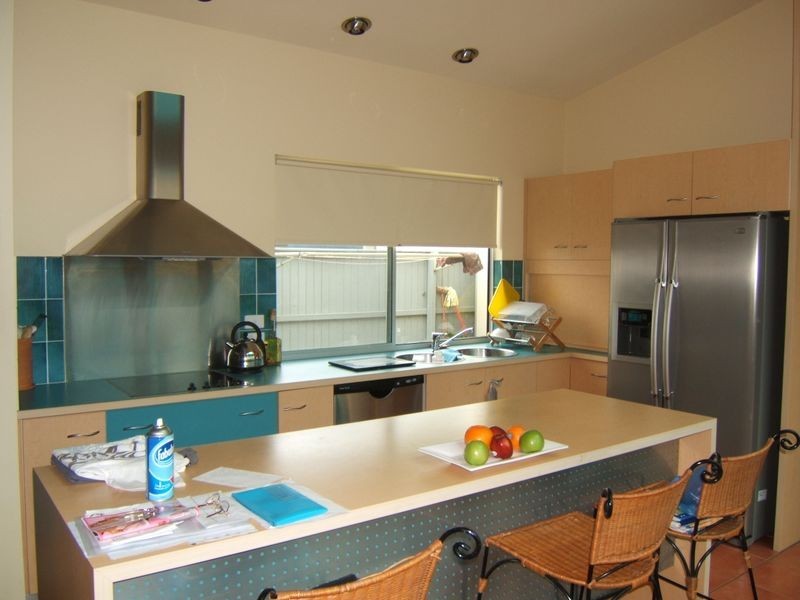 5 Corfu Street KAWANA ISLAND, Parrearra QLD 4575