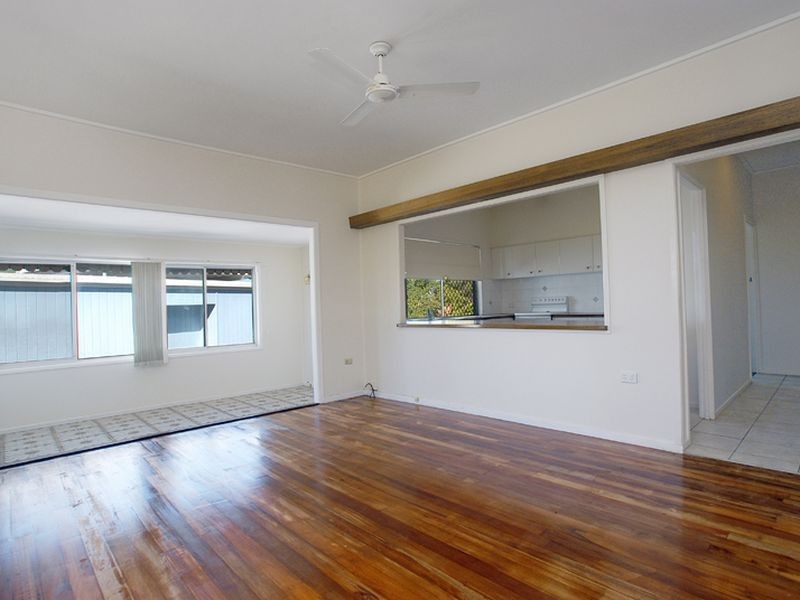 31 Tantula Road East, Alexandra Headland QLD 4572