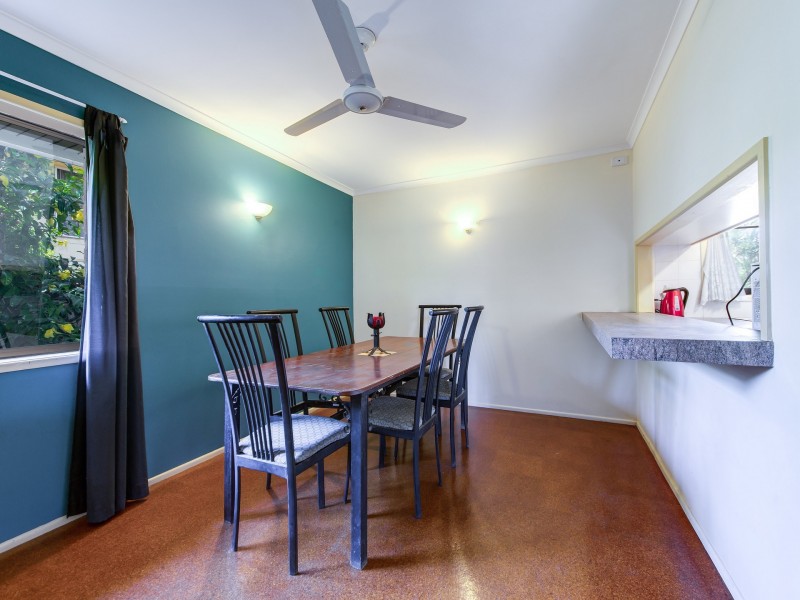 16 Parkway Drive, Mooloolaba QLD 4557