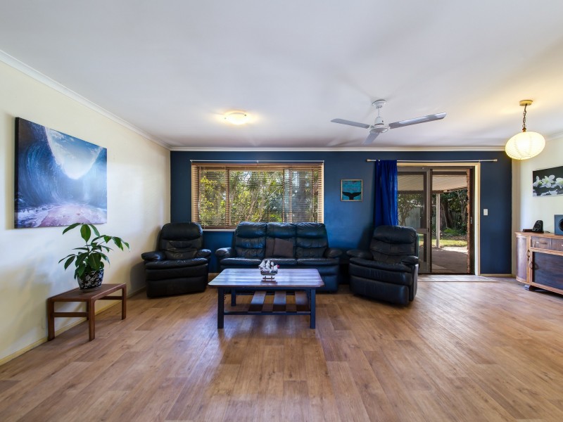 16 Parkway Drive, Mooloolaba QLD 4557