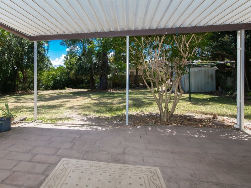 16 Parkway Drive, Mooloolaba QLD 4557