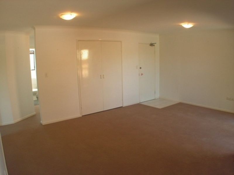 2/25 Oomoo Street, Buddina QLD 4575