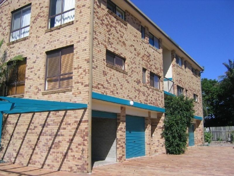 2/25 Oomoo Street, Buddina QLD 4575