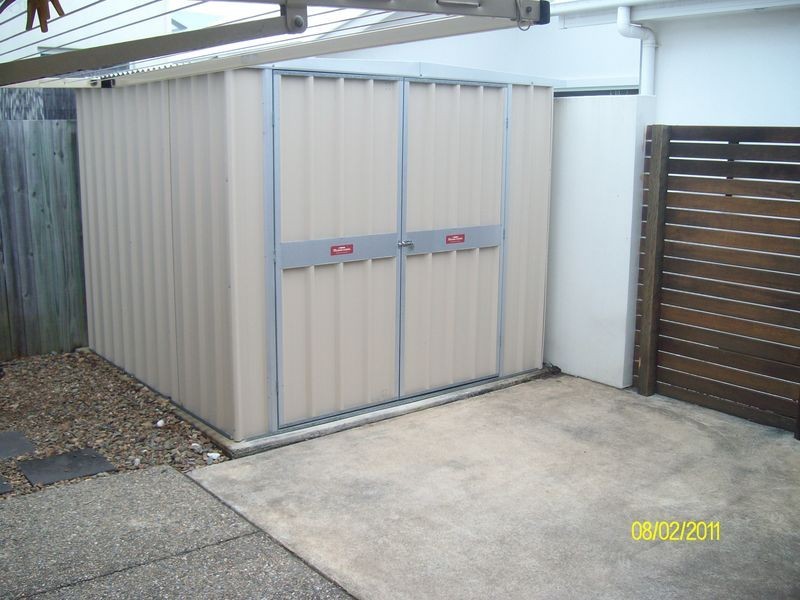 17 Sanibell Street KAWANA ISLAND, Parrearra QLD 4575
