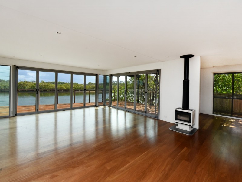 11 Ewinga Court, Mountain Creek QLD 4557