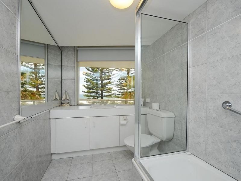 3/8 Pacific Boulevard, Buddina QLD 4575