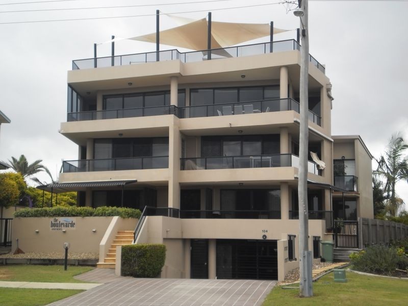 Unit 5/104 Pacific Boulevarde, Buddina QLD 4575