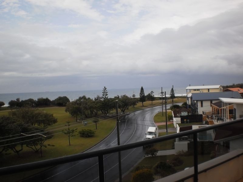 Unit 5/104 Pacific Boulevarde, Buddina QLD 4575