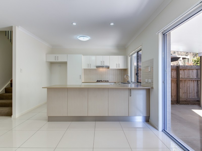 31/2 Photinia Crescent, Mountain Creek QLD 4557