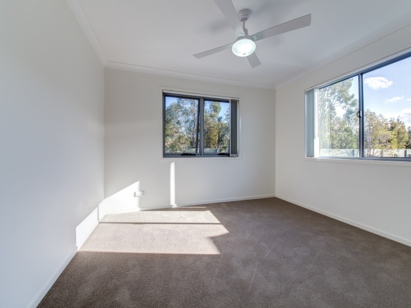 31/2 Photinia Crescent, Mountain Creek QLD 4557