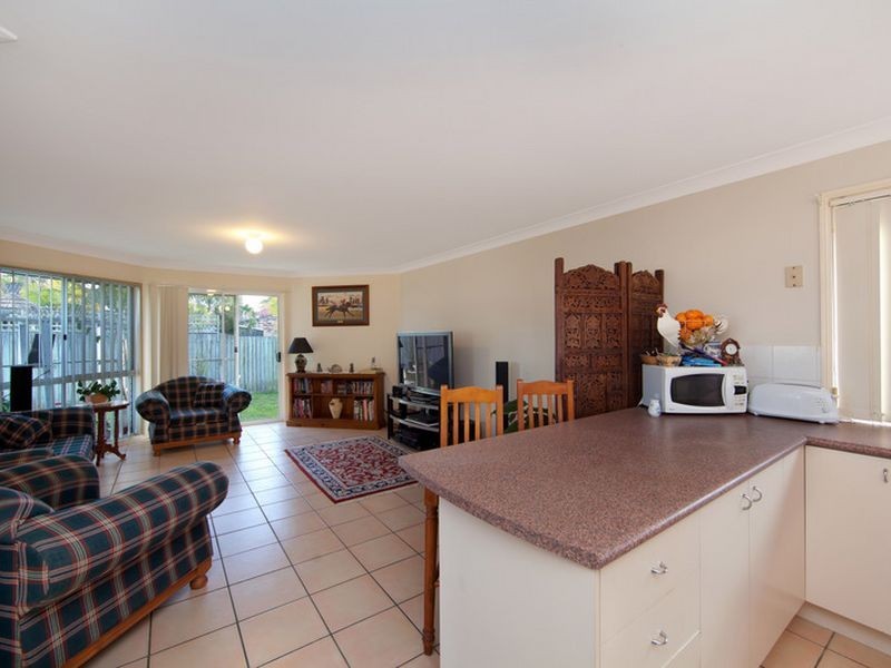 10 Caufield Close, Little Mountain QLD 4551