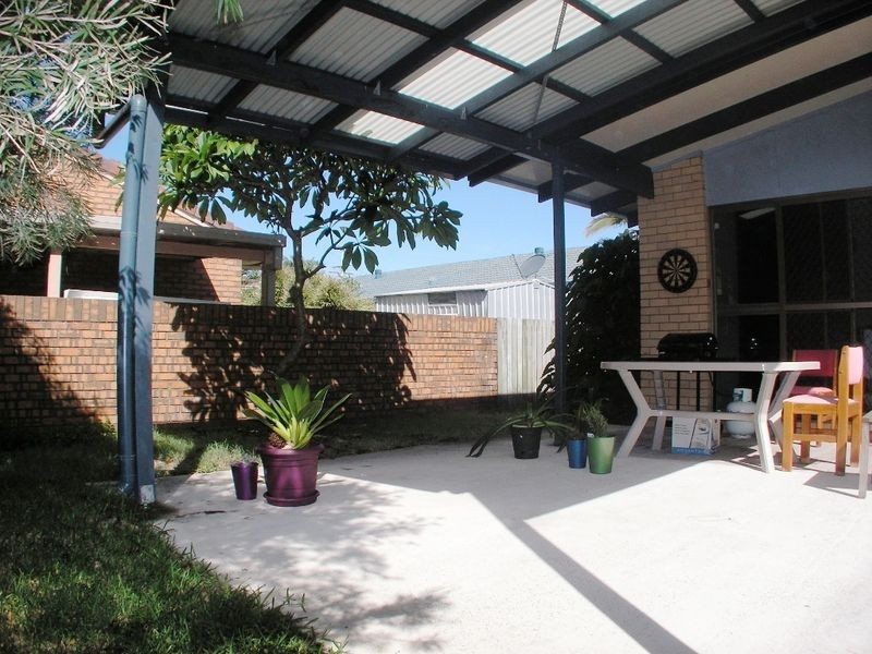 1 Curbarra Street, Buddina QLD 4575