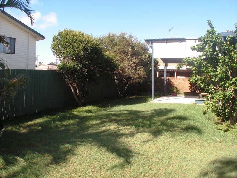 1 Curbarra Street, Buddina QLD 4575