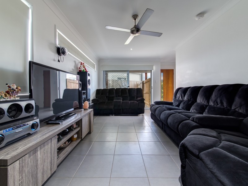 2 Mariner Court, Mountain Creek QLD 4557