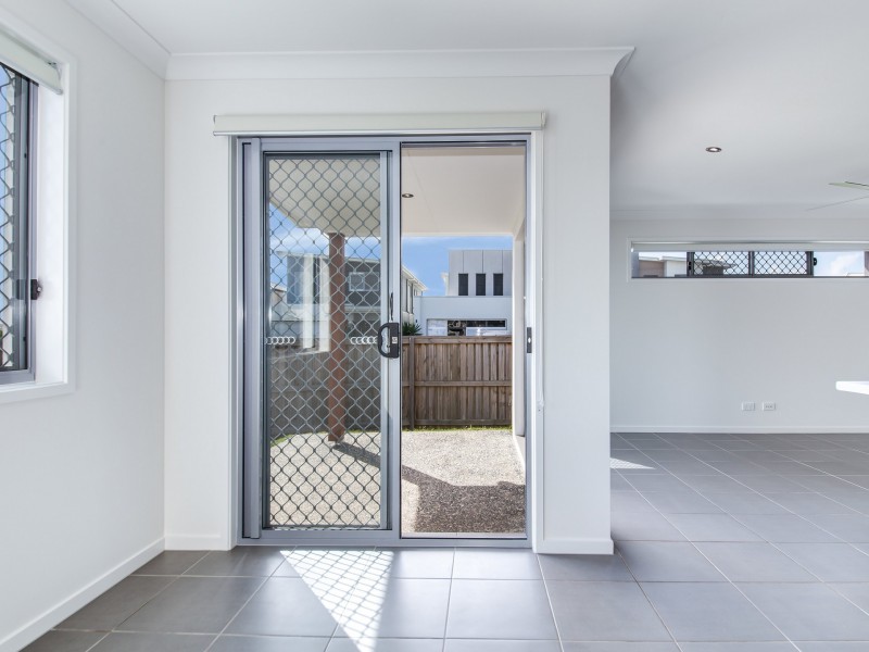 2 Mariner Court, Mountain Creek QLD 4557