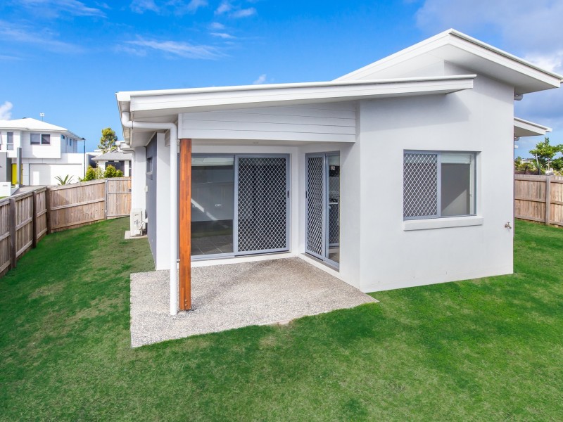 2 Mariner Court, Mountain Creek QLD 4557