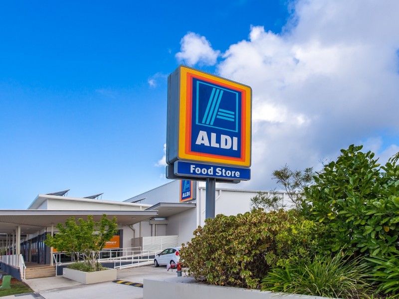 2 Mariner Court, Mountain Creek QLD 4557