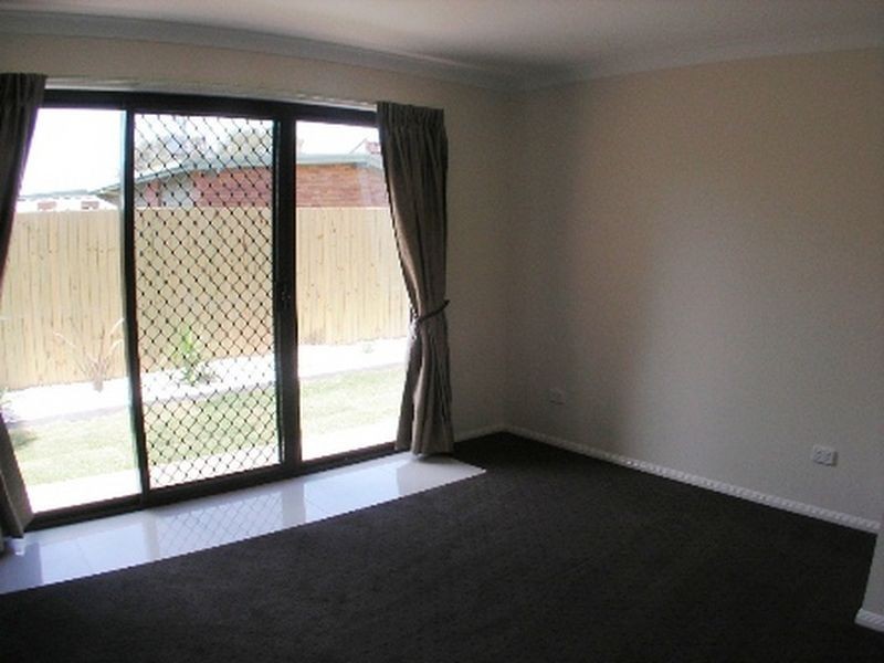 2/10 Malkana Cres, Buddina QLD 4575