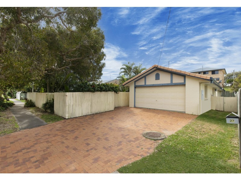 27 Iluka Avenue, Buddina QLD 4575