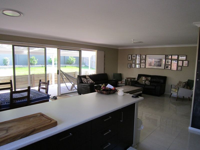66 Frogmouth Circuit, Mountain Creek QLD 4557