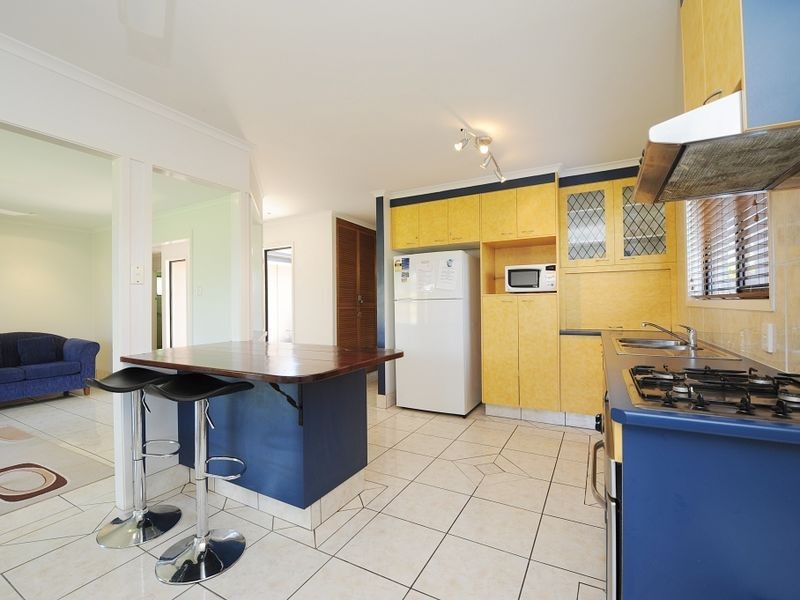 61 Broadwater Avenue, Maroochydore QLD 4558