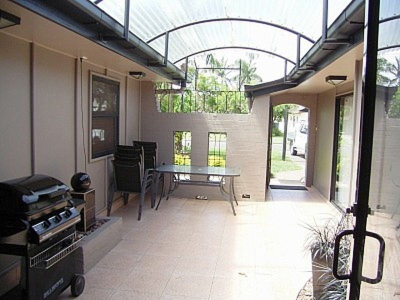 61 Broadwater Avenue, Maroochydore QLD 4558