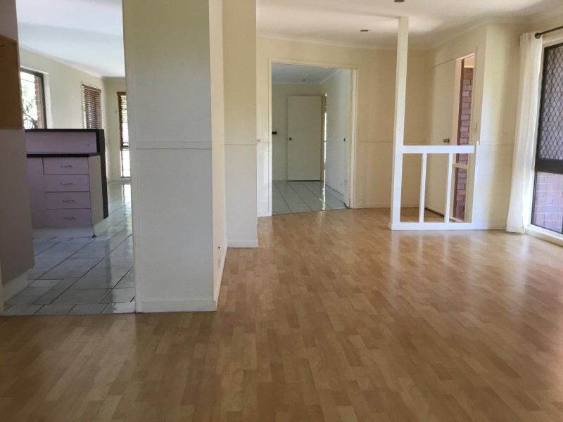 2 Karawatha Drive, Mountain Creek QLD 4557