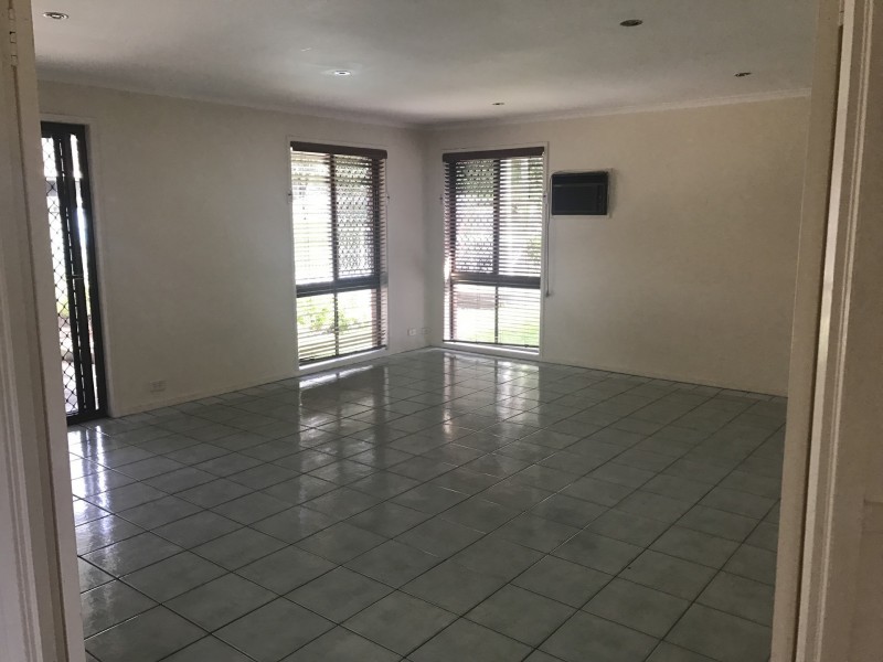 2 Karawatha Drive, Mountain Creek QLD 4557