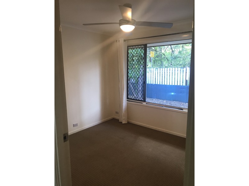 2 Karawatha Drive, Mountain Creek QLD 4557