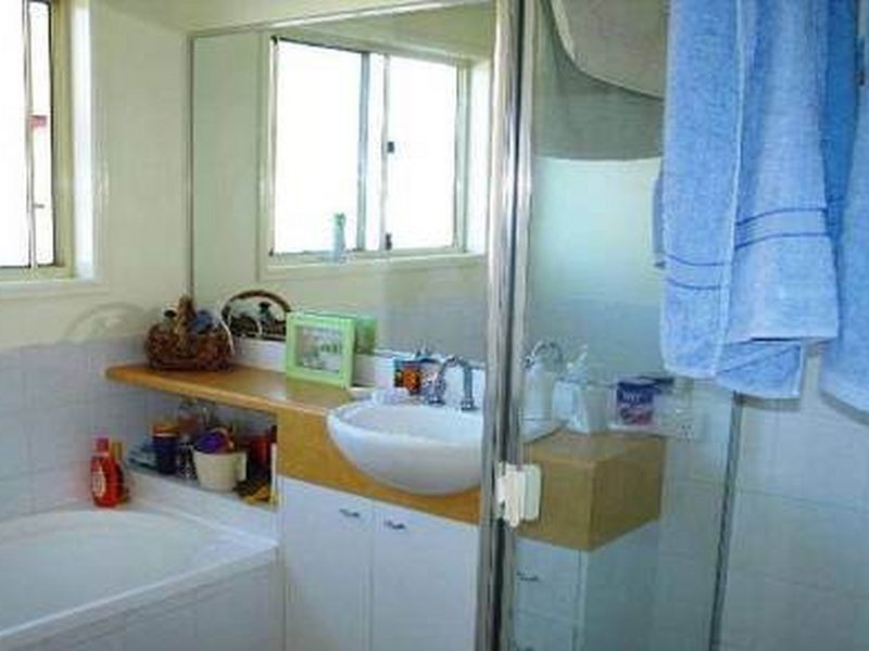 43 Statesman Cct, Sippy Downs QLD 4556