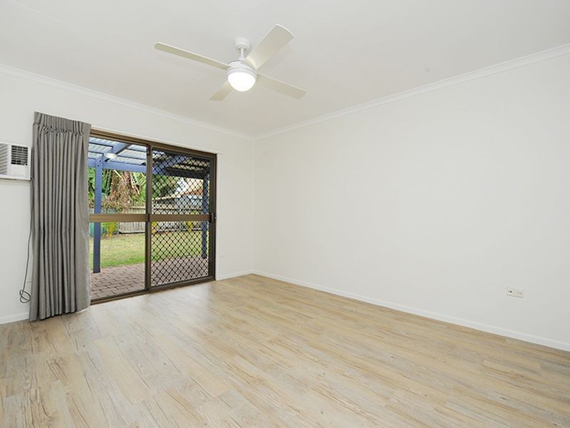 38 Oomoo Street, Buddina QLD 4575