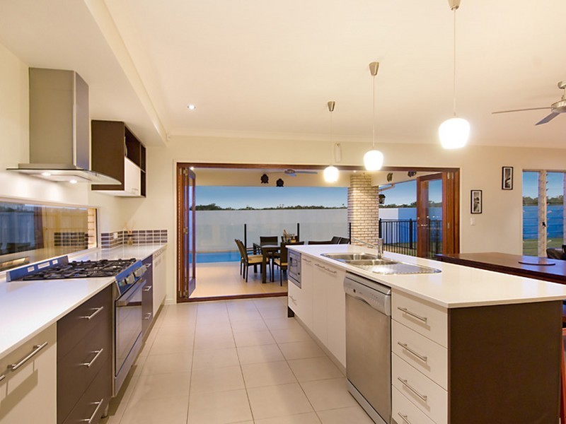 39 Sailfish Drive, Mountain Creek QLD 4557
