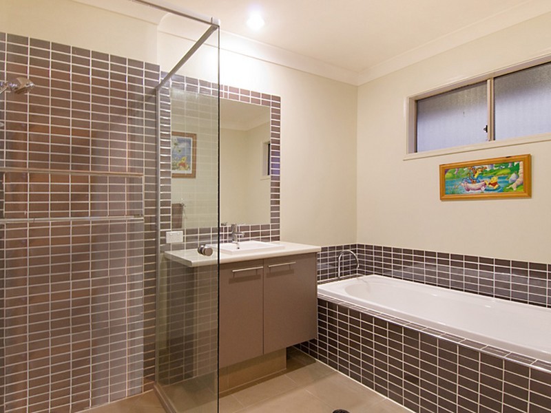 39 Sailfish Drive, Mountain Creek QLD 4557