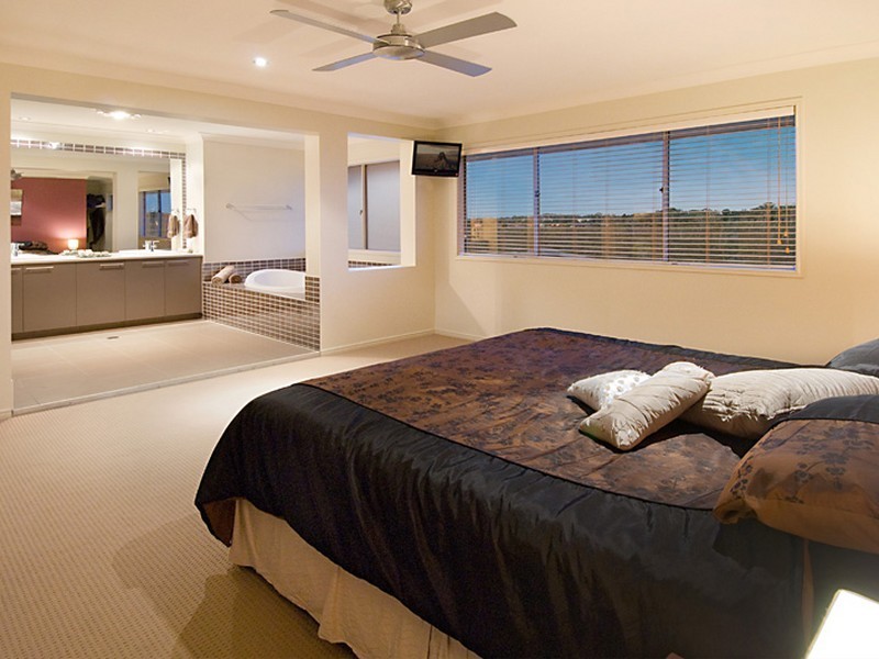 39 Sailfish Drive, Mountain Creek QLD 4557