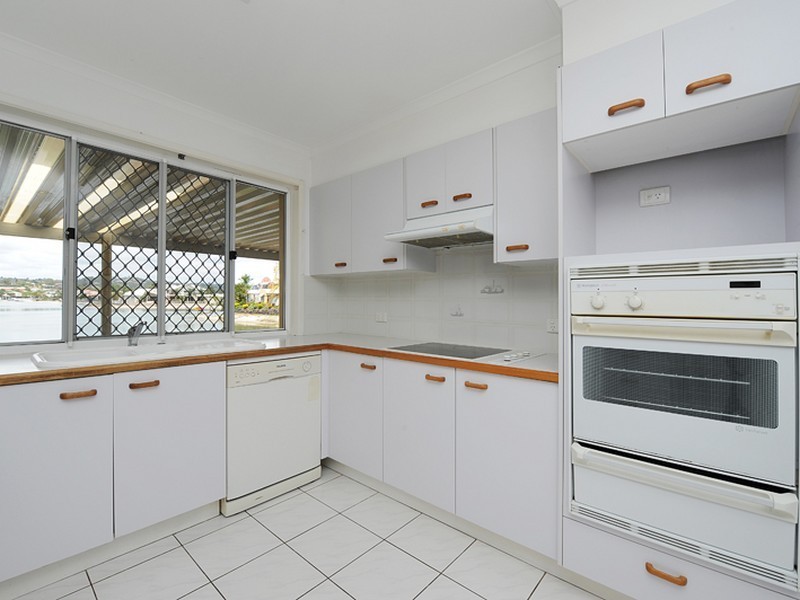 6 Maroochy Waters Drive, Maroochydore QLD 4558