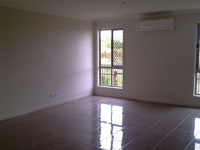 2 Parkview Dr “Ivadale Lakes”, Little Mountain QLD 4551