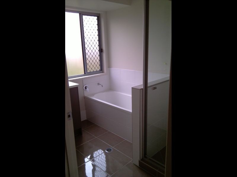 2 Parkview Dr “Ivadale Lakes”, Little Mountain QLD 4551