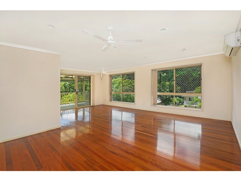 21 Quiet Valley Cres, Buderim QLD 4556