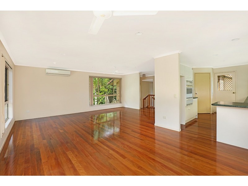 21 Quiet Valley Cres, Buderim QLD 4556