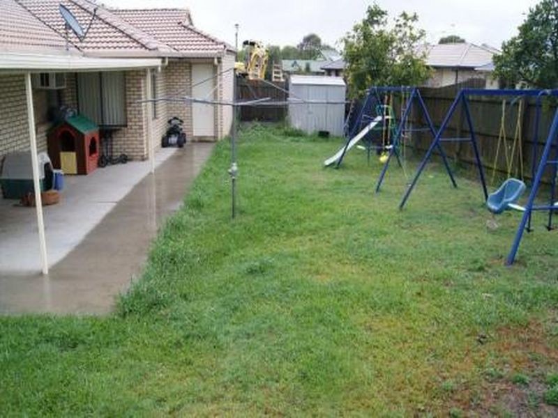 10 Heatherdale Court, Little Mountain QLD 4551