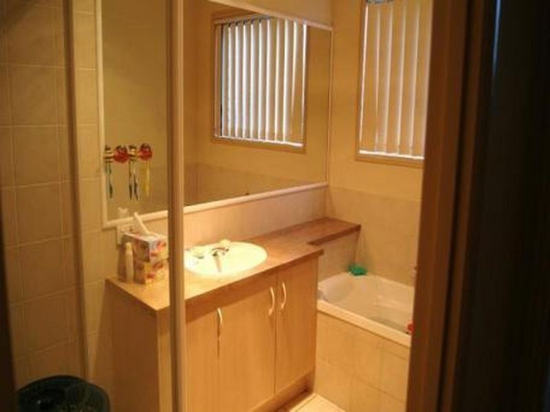 10 Heatherdale Court, Little Mountain QLD 4551