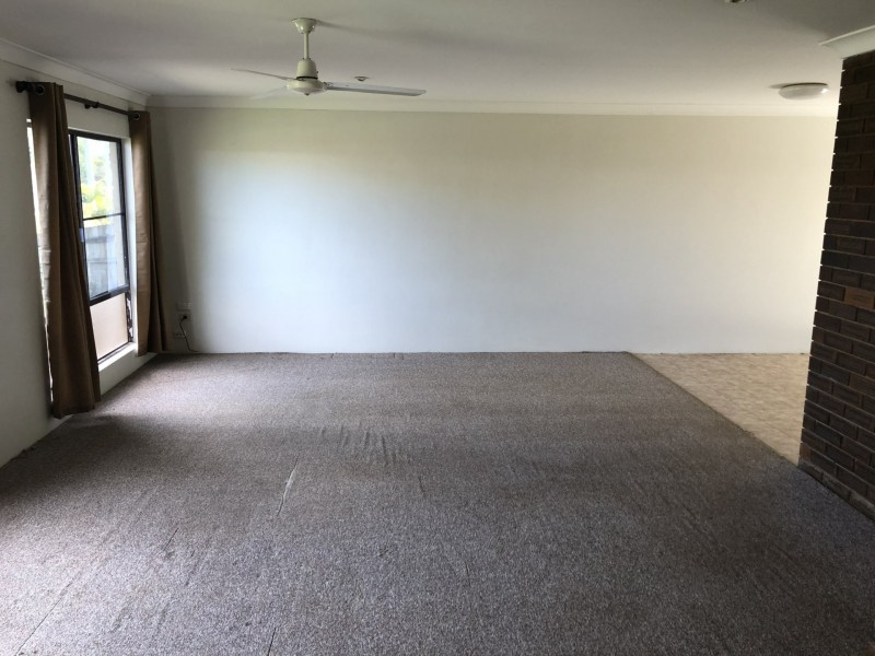 1 Paraka Court, Mountain Creek QLD 4557