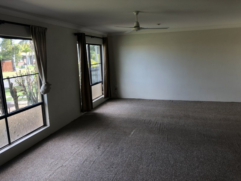 1 Paraka Court, Mountain Creek QLD 4557