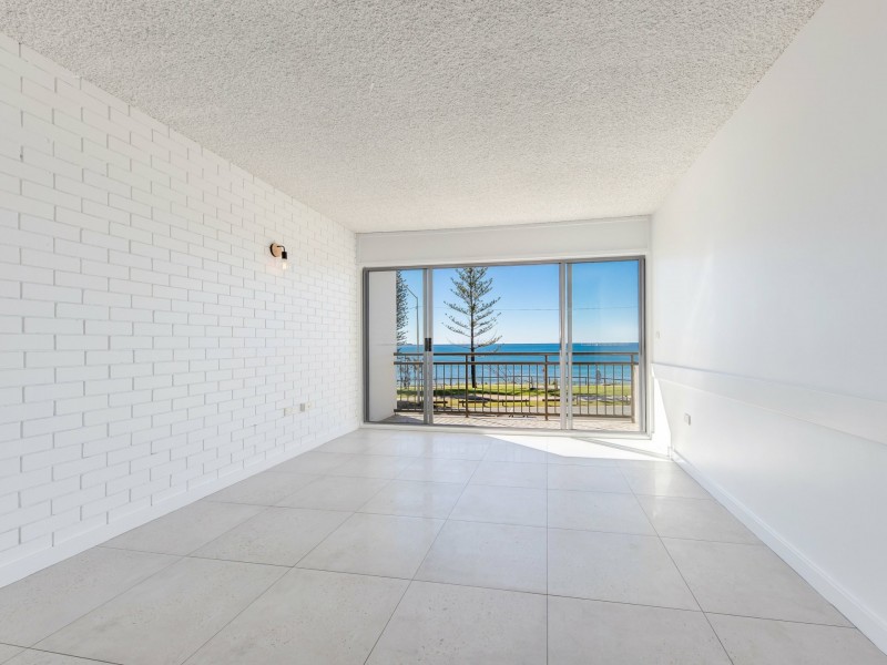 Unit 4/242 Alexandra Parade, Alexandra Headland QLD 4572