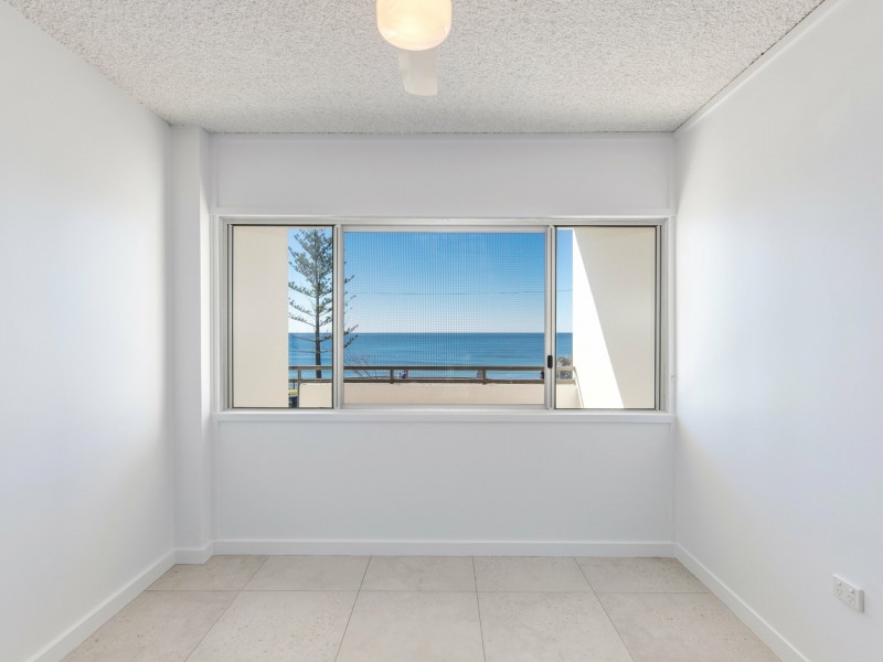 Unit 4/242 Alexandra Parade, Alexandra Headland QLD 4572