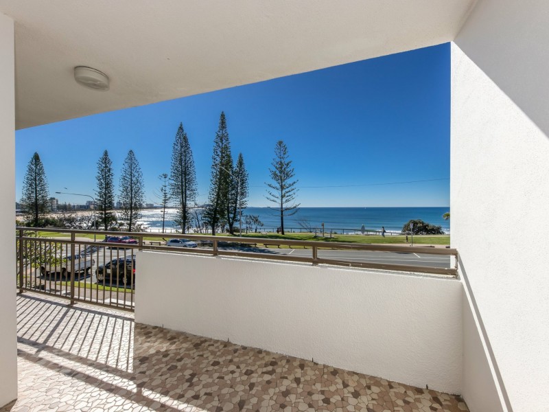 Unit 4/242 Alexandra Parade, Alexandra Headland QLD 4572