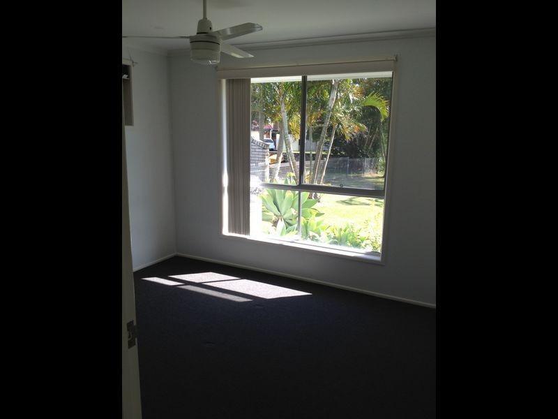 10 Awinya Court, Minyama QLD 4575